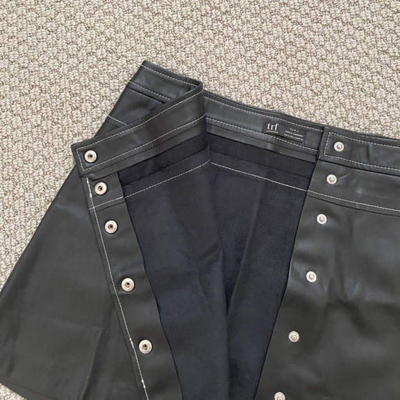 Zara Faux Leather Mini Skirt - Picture 4 of 7